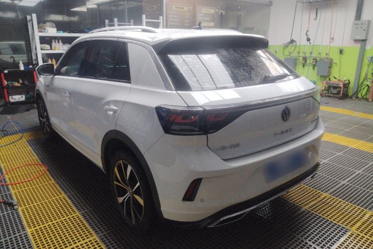 Used Volkswagen T-ROC 2023 300TSI DSG Two-Wheel-Drive Chen Guang Edition Exterior 2