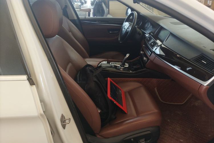 Used BMW 5 Series 2014 525Li Leading Model Right Front Seat