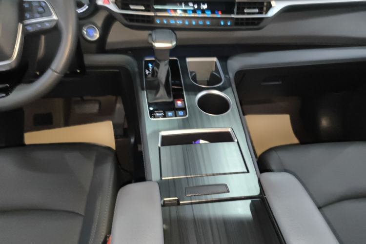 Used Toyota Sienna 2021 2.5L Hybrid Premium Edition
