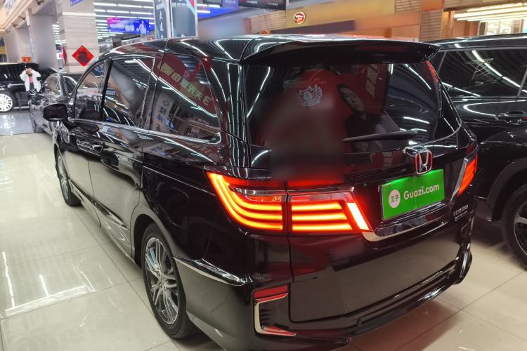 Used Honda Elysion 2019 2.0L Hybrid Luxury Edition
