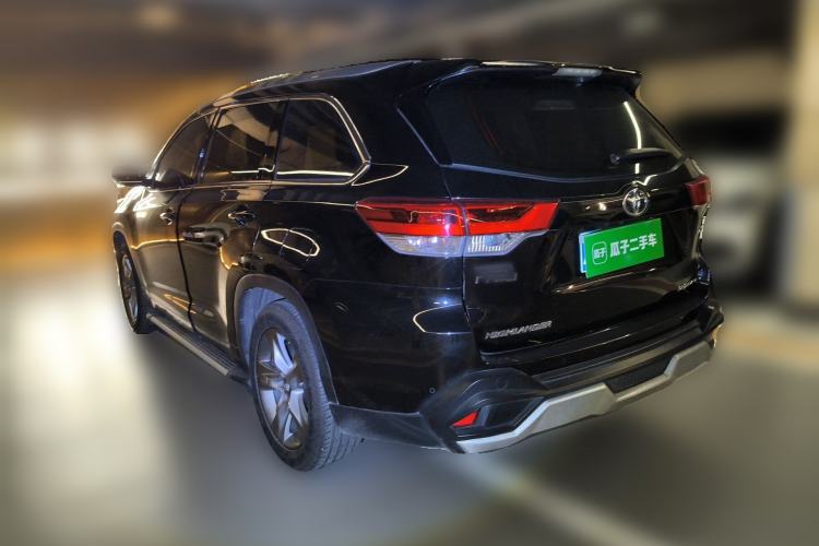 Used Toyota Highlander 2018 2.0T Four-Wheel Drive Luxury Edition 7 Seats China V Emission Standard
