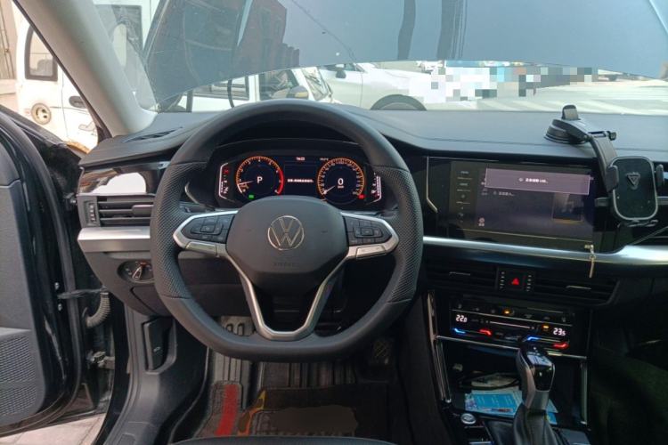 Used Volkswagen Passat 2025 Premium Version 380TSI Dragon Edition Steering Wheel