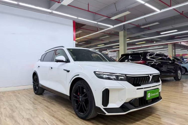 Used VOYAH FREE 2025 318 318 km Rear-Drive Touring Edition Exterior 6