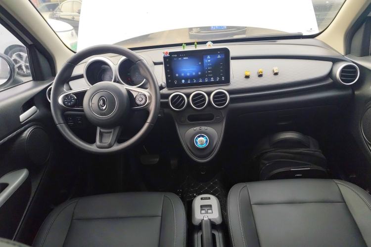 Used ORA Black Cat 2021 351 km Standard Version Center Console