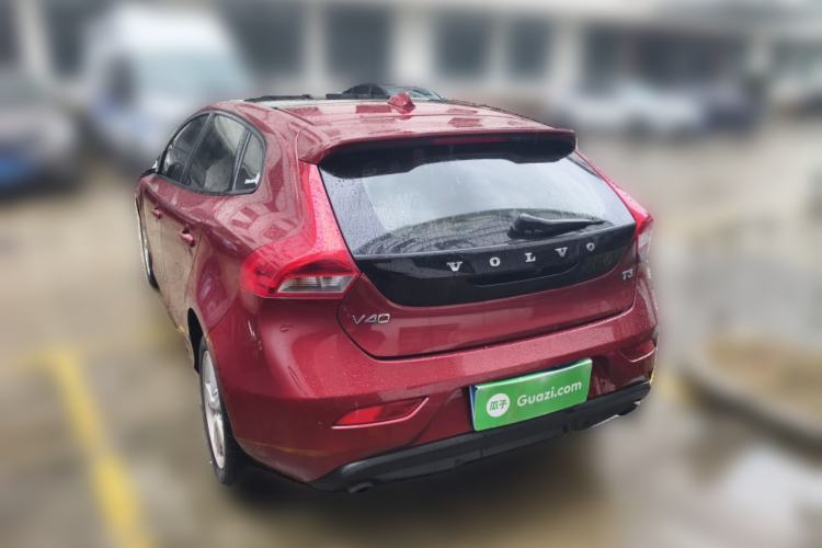 Used Volvo V40 2016 T3 Zhiyi Edition

