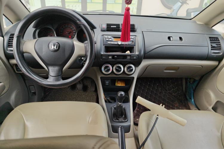 Used Everus S1 2014 1.3L Manual Comfort Edition
