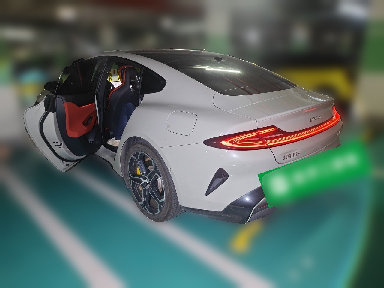 Xiaomi Auto SU7 2024 Four-Wheel Drive Ultra-Long Range Advanced Intelligent Driving Max Edition — снимка 4