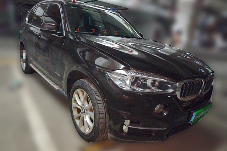 Used BMW X5 2018 xDrive28i Front Right 45 Deg