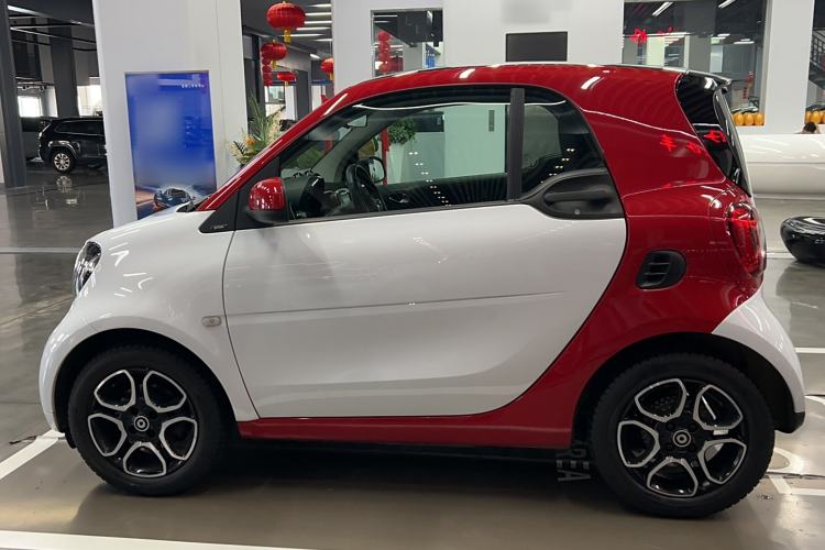 Used smart fortwo 2018 0.9T 66kW Hardtop Pioneer Edition China V Emission Standard