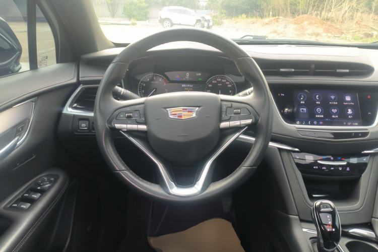 Used Cadillac XT6 2022 2.0T Six-Seater Four-Wheel-Drive Luxury Version