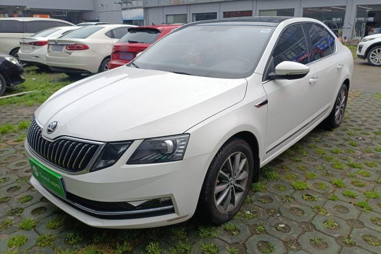 Used Skoda Octavia 2020 TSI230 DSG SmartDrive Luxury Edition