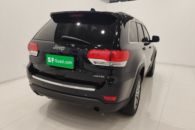 Used Jeep Grand Cherokee 2014 3.0TD Diesel Comfort Navigation Version Exterior 5