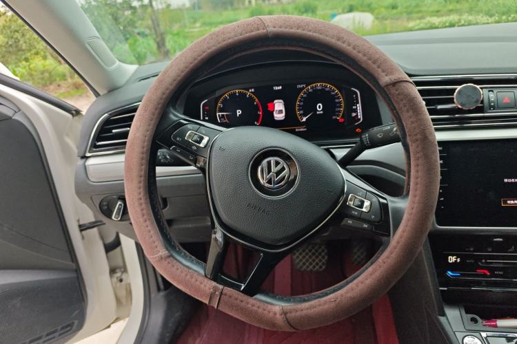 Used Volkswagen Lamando 2021 Revised Version 280TSI DSG Comfort Edition Steering Wheel