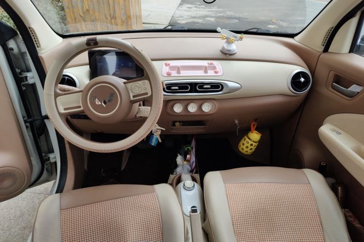 Used Wuling Hongguang MINIEV 2025 Four-Door Version Advanced Edition
