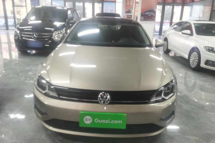 Used Volkswagen Lamando 2017 230TSI DSG Fashion Edition
