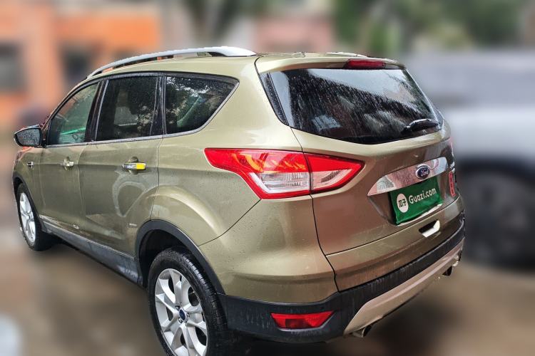 Used Ford Kuga 2015 2.0L GTDi Four-Wheel-Drive Sport Model