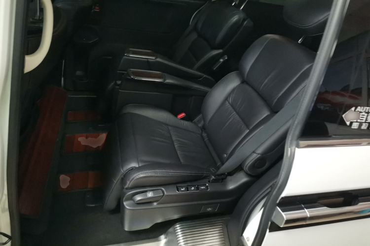 Used Honda Elysion 2016 2.4L Luxury Edition