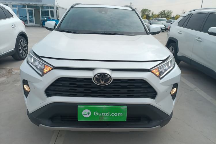 Used Toyota RAV4 2022 2.0L CVT Two-Wheel Drive Fashion Plus Edition Front