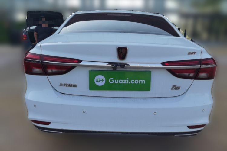 Used Roewe i6 2017 20T Automatic Flagship Edition
