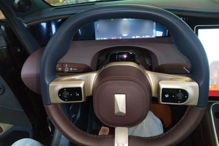 Used Avatr 11 2025 Ultra Extended-Range Edition
