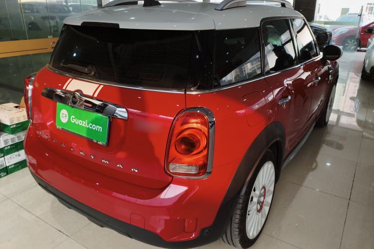 Used MINI Countryman 2017 1.5T COOPER ALL4 Very Holiday Edition Chili Red