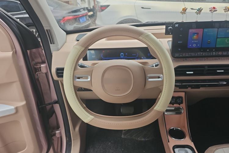 Used Geely Galaxy Panda 2023 Panda Mini 200km Endurance Bear
