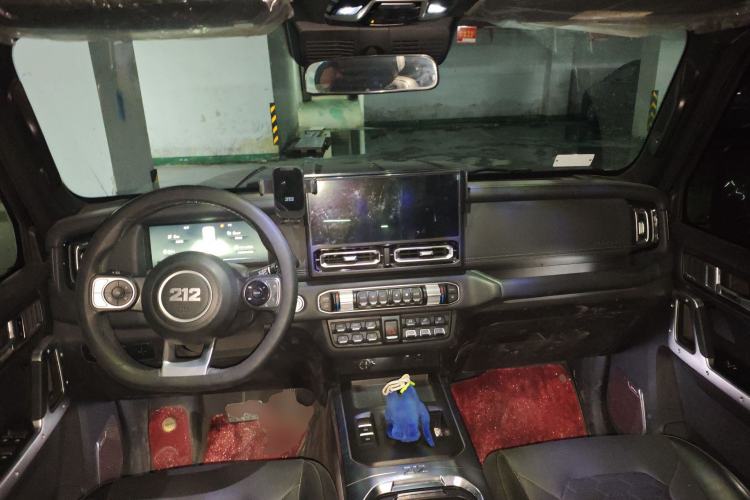 Used 212 T01 2024 2.0T Mechanic