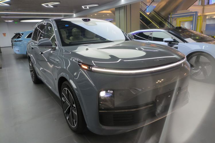 Used Li Auto L8 2025 Ultra Smart Refreshed Edition