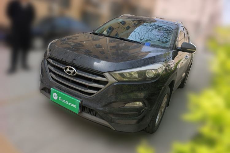 Used Hyundai Tucson 2015 2.0L Automatic Two-Wheel Drive Smart Version