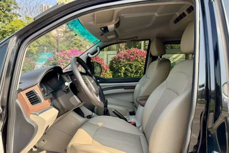 Used FORTHING Lingzhi 2020 M5L 1.6L Luxury 7-Seater