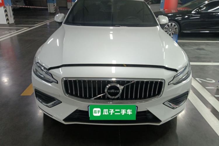 Used Volvo S60 2021 T4 Zhiyi Luxury Edition