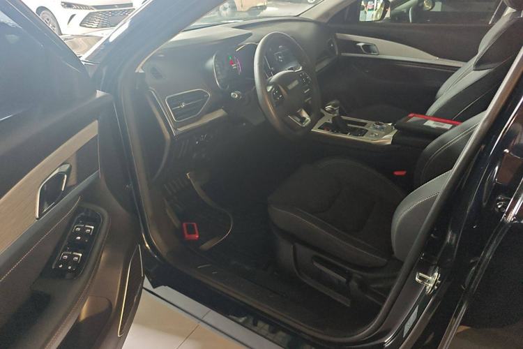 Used JETOUR X70 2020 1.5T DCT Comfort Edition 5-seater