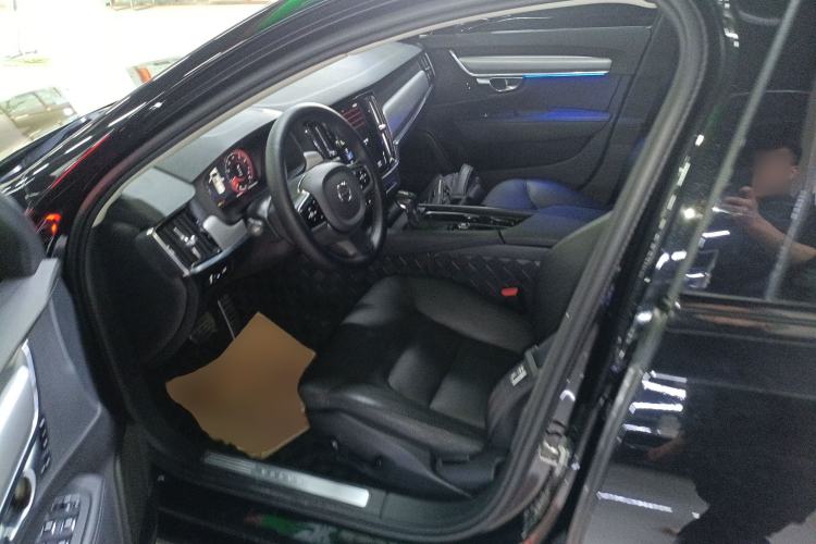 Used Volvo S90 2020 T5 Zhiyi Sport Edition
