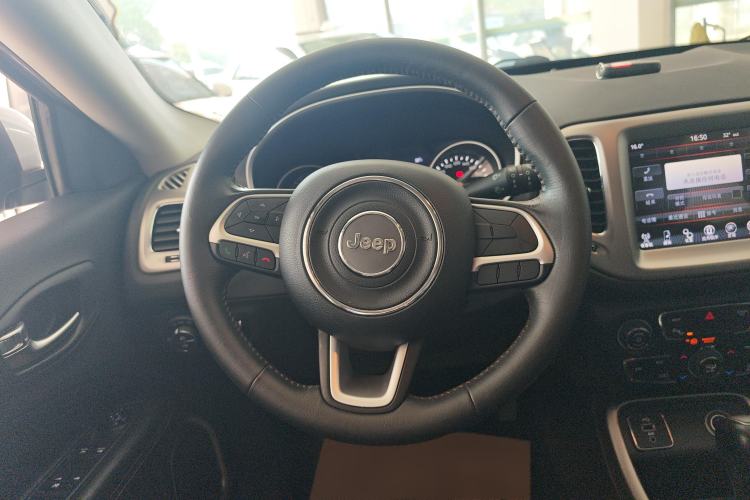 Used Jeep Compass 2017 200T Automatic Family Edition