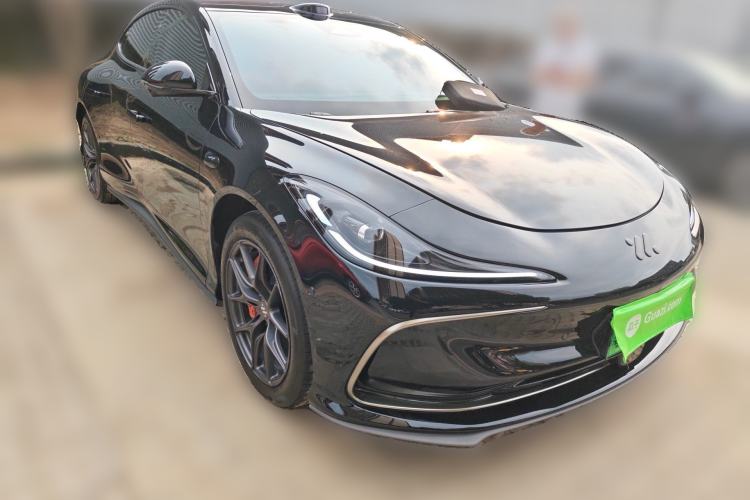 Used IM L6 2024 Max Extended-Range Version Front Right 45 Deg