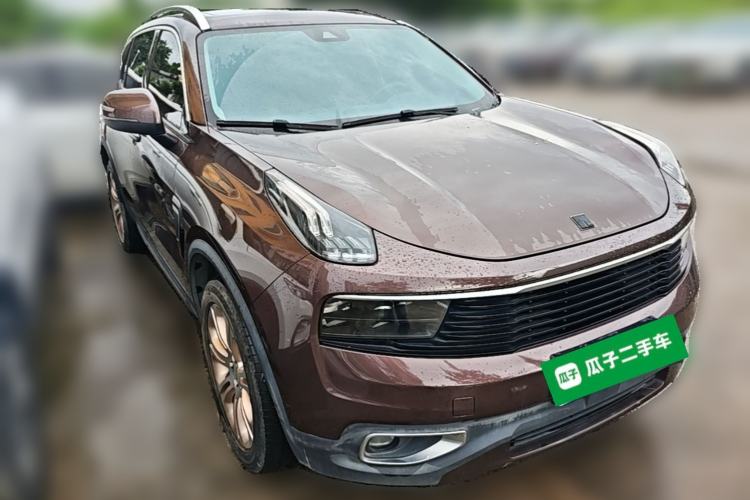 Used Lynk & Co 01 2017 2.0T Two-Wheel Drive Pro Edition Front Right 45 Deg