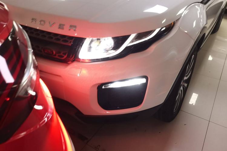 Used Land Rover Range Rover Evoque 2018 240 PS SE Smart Brilliance Edition