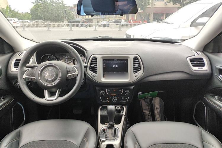 Used Jeep Compass 2019 220T Automatic Enjoyment Version