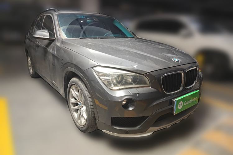 Used BMW X1 2014 sDrive18i Leading Model Front Right 45 Deg