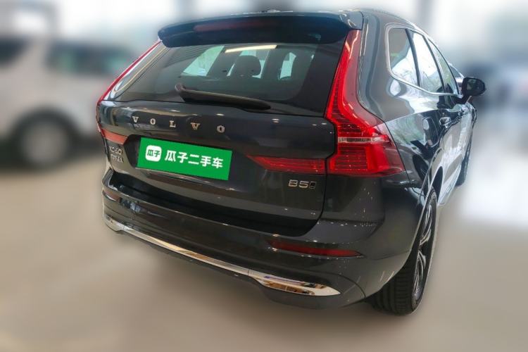 Used Volvo XC60 2025 B5 4x4 Smart Luxury Edition Rear Right 45 Deg