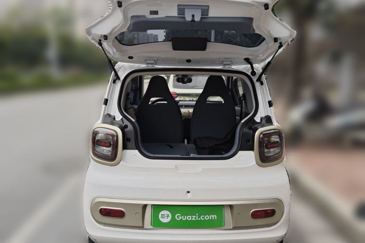 Used Bestune Pony 2025 222km Range Agile Horse Trunk