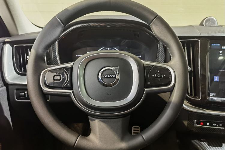 Used Volvo XC60 2019 T5 4x4 Smart Edition China V Standard
