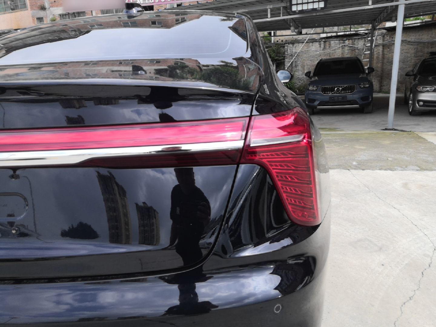 Hongqi H5 2024 2.0T Automatic Smart Connect Flagship Edition - Chinese Trim Xiang — снимка 9