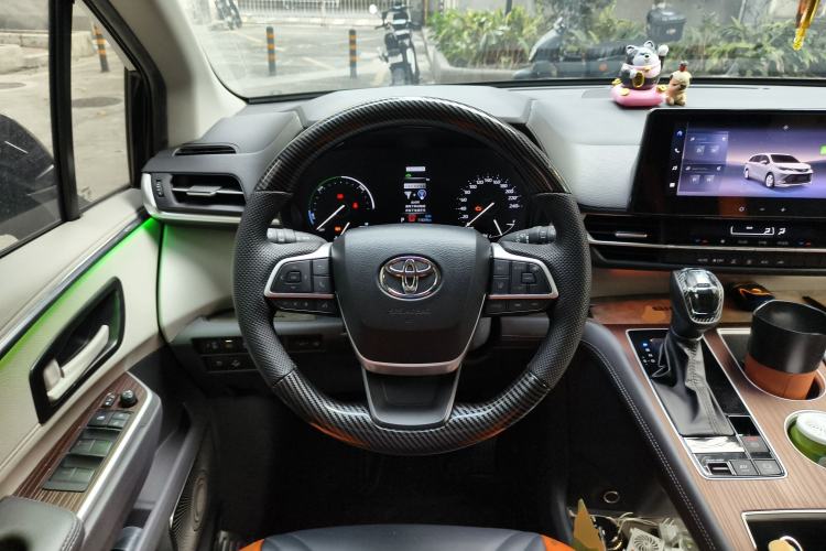 Used Toyota Sienna 2024 2.5L Hybrid Comfort Edition