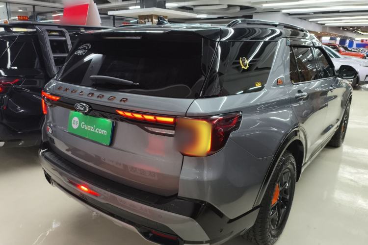 Used Ford Explorer 2023 EcoBoost 285 Kunlun Peak Edition 6-Seater Rear Right 45 Deg