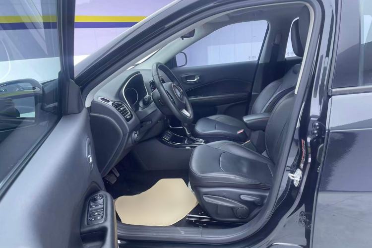 Used Jeep Compass 2019 220T Automatic Family Edition