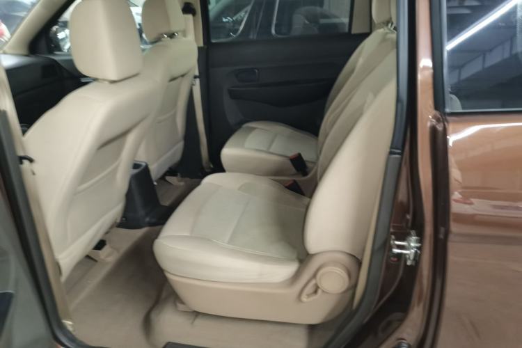Used Wuling Hongguang 2014 1.5L S Standard Version
