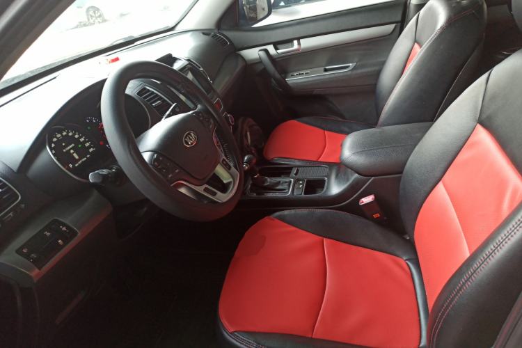 Used Kia Sorento 2013 2.4L 7-Seater Gasoline Comfort Version China IV Standard
