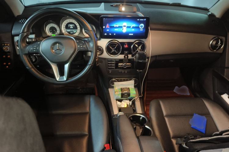 Used Mercedes-Benz GLK-Class 2013 GLK 300 4MATIC Dynamic Sunroof Model
