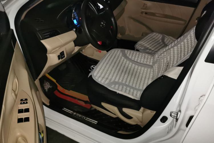 Used Toyota YARiS L Zhi Xuan 2014 1.3E Automatic Charm Edition Driver Seat